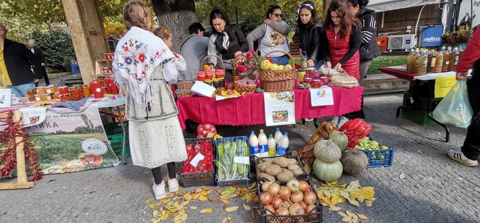 Саем на земјоделски производи 